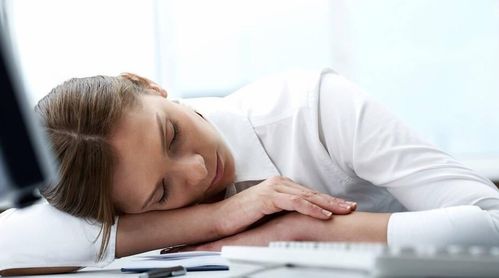 科普小课堂丨空调季节防治腰椎病为你支4招