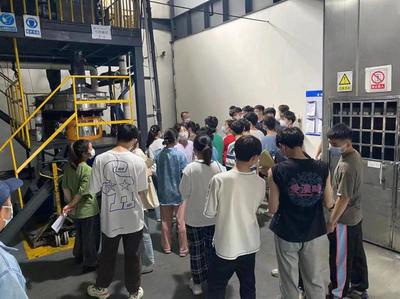 新能源材料与器件系组织开展2019级学生生产实习招聘活动